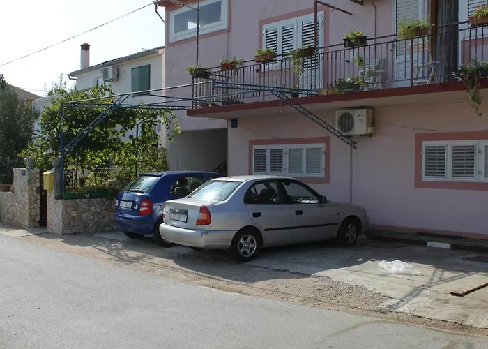 By The Sea Tkon, Pasman - 341 *